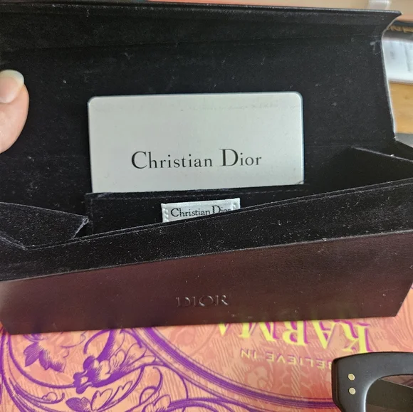 Christian DIOR Izon Sunglasses - Picture 4 of 8